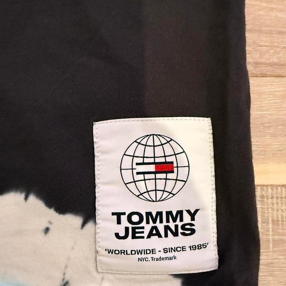 Tommy Hilfiger men's set Sz Med - Picture 4 of 8